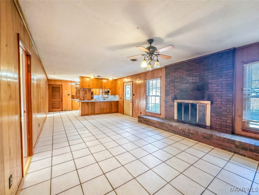 6120 Dogwood Circle