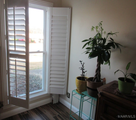 6112 Margo Place