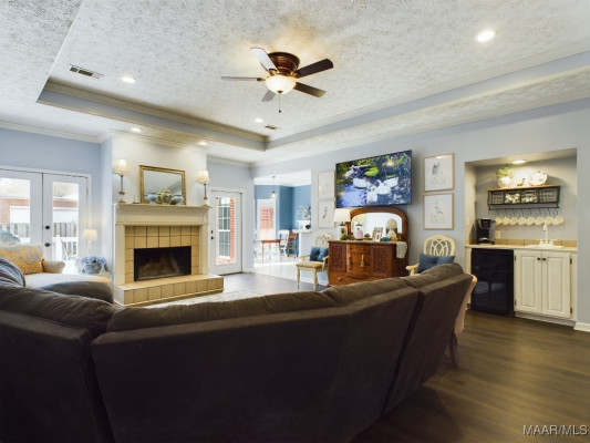 210 Hickory Place