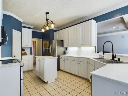 210 Hickory Place