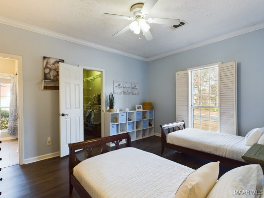 210 Hickory Place