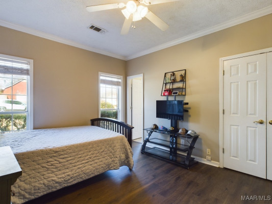 210 Hickory Place