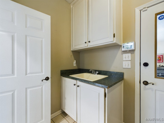 210 Hickory Place