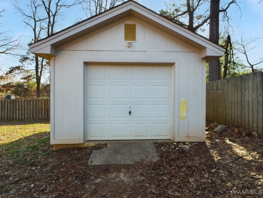 210 Hickory Place