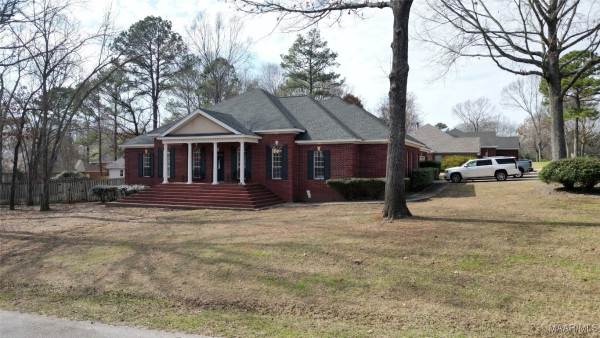 210 Hickory Place