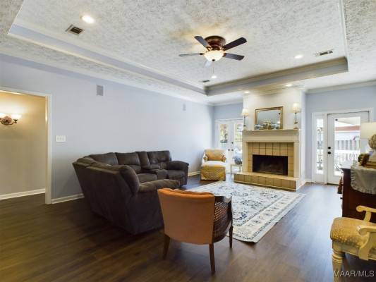 210 Hickory Place