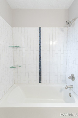 6307 Willow Glen Drive