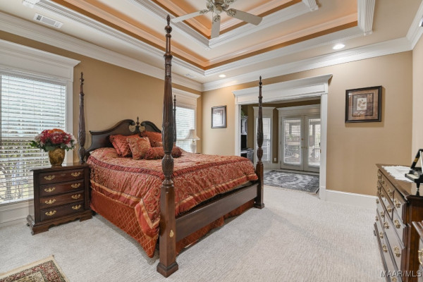 8490 ROCKBRIDGE Circle