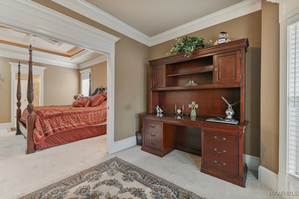 8490 ROCKBRIDGE Circle