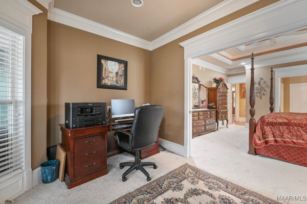 8490 ROCKBRIDGE Circle