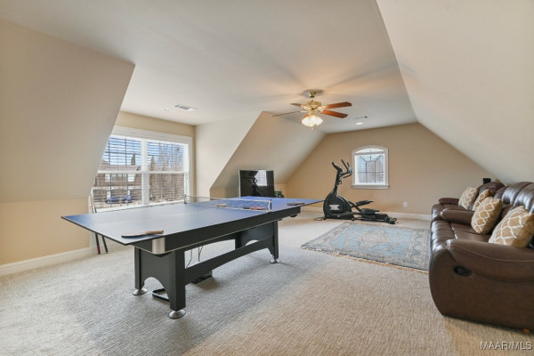 8490 ROCKBRIDGE Circle