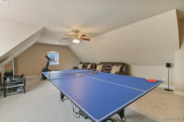 8490 ROCKBRIDGE Circle