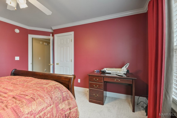 8490 ROCKBRIDGE Circle