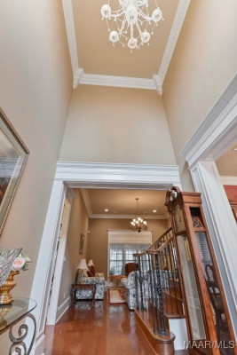 8490 ROCKBRIDGE Circle