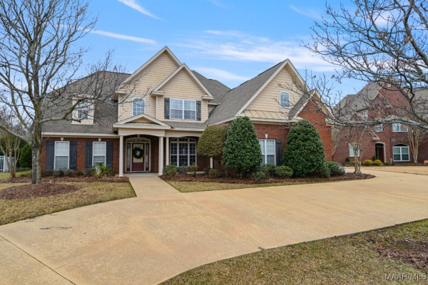 8490 ROCKBRIDGE Circle