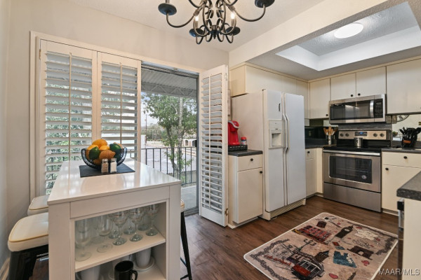 2461 Price Street H