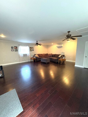 3733 Honeysuckle Road