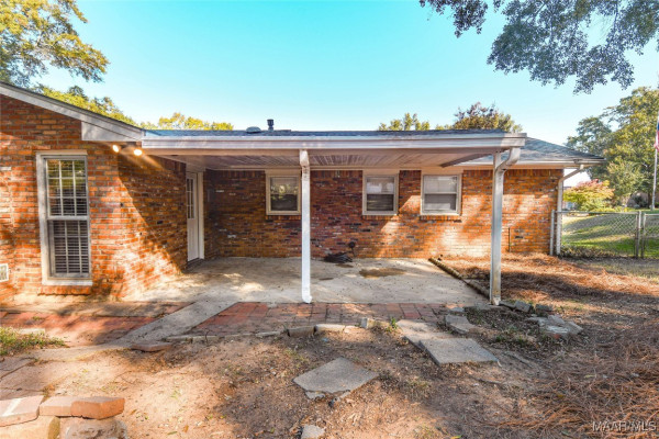 1424 Pine Ridge Road