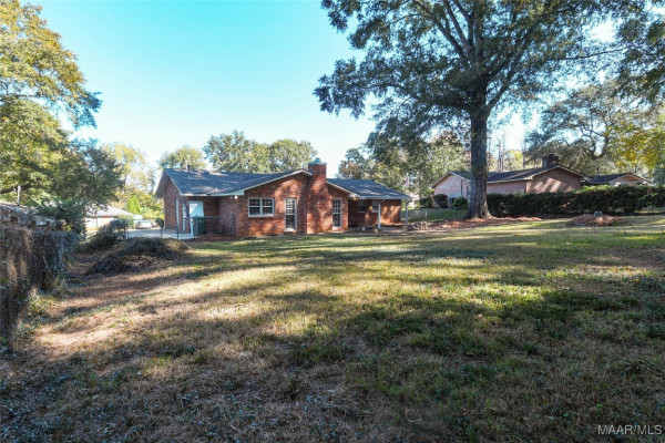 1424 Pine Ridge Road
