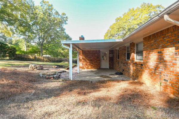 1424 Pine Ridge Road