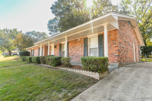 1424 Pine Ridge Road