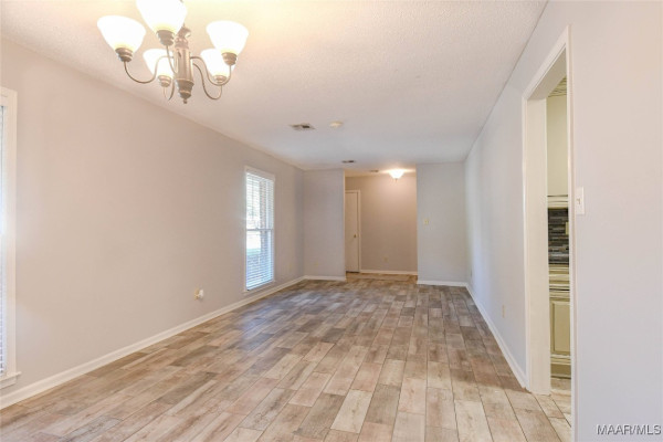 1424 Pine Ridge Road