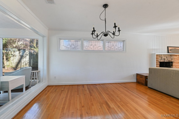 3513 Mayfair Road