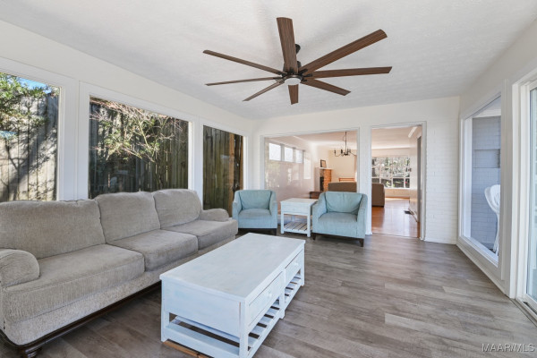 3513 Mayfair Road