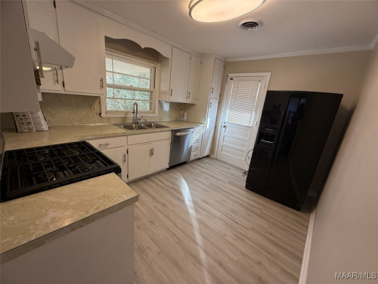 3314 WILLOW LANE Drive