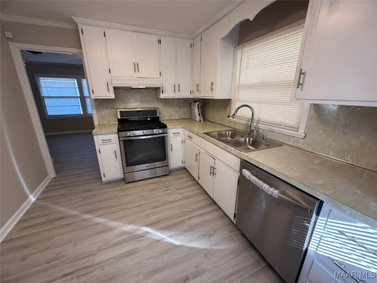 3314 WILLOW LANE Drive
