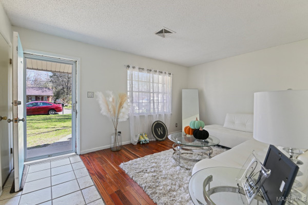 6427 Pinebrook Drive