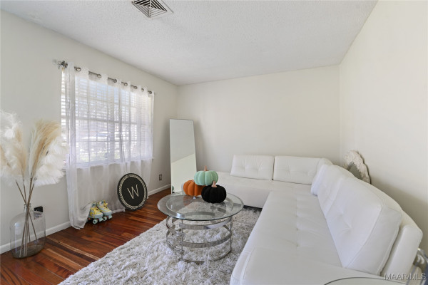 6427 Pinebrook Drive