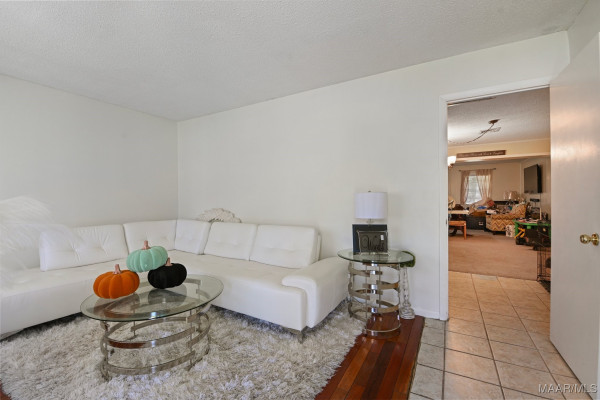 6427 Pinebrook Drive