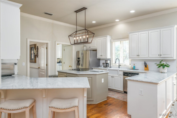 3849 Colline Drive