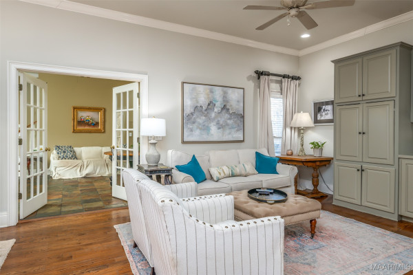3849 Colline Drive