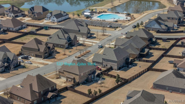 120 Boykin Lakes Boulevard