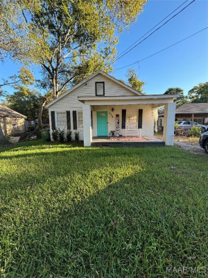 298 BROADWAY Street