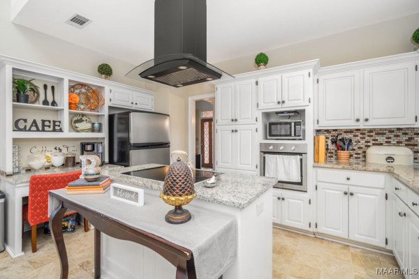 3608 Vaughn Road