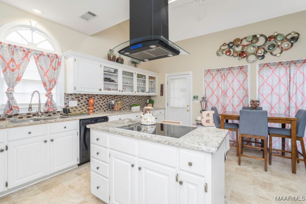 3608 Vaughn Road