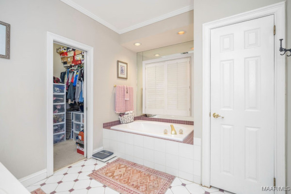 3608 Vaughn Road