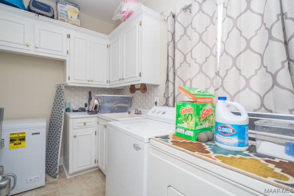 3608 Vaughn Road