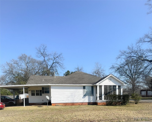 7 Johnson Avenue