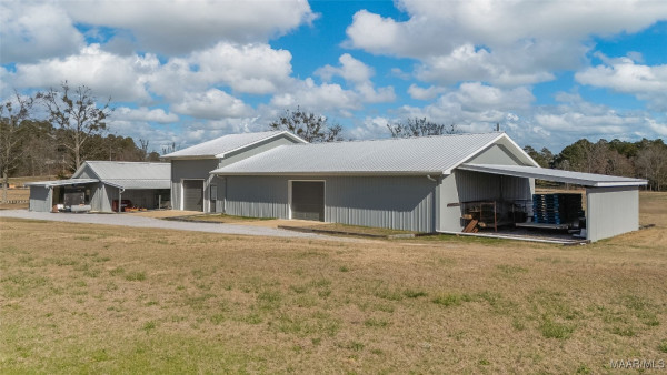 9524 County Road 42 Road