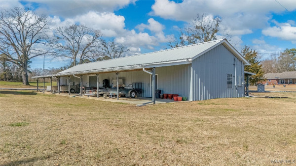 9524 County Road 42 Road