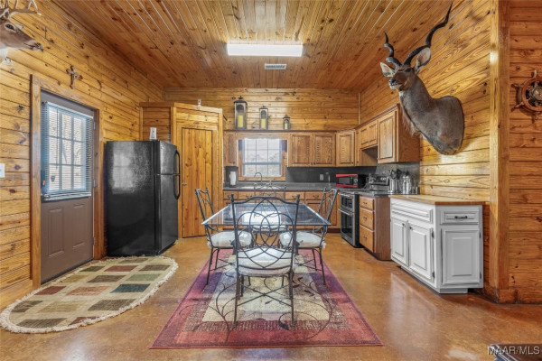 9524 County Road 42 Road