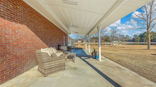 9524 County Road 42 Road