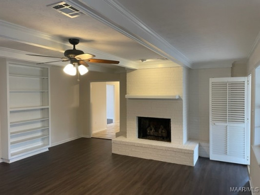 210 Doris Street