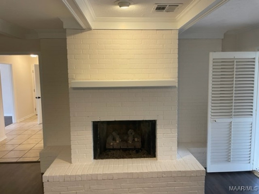 210 Doris Street