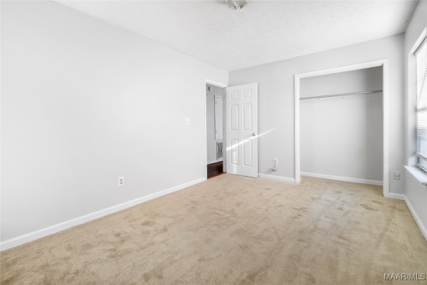 4005 Tiffany Drive