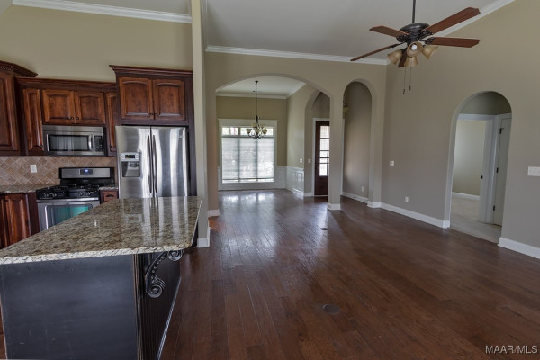 612 Ashton Oak Drive